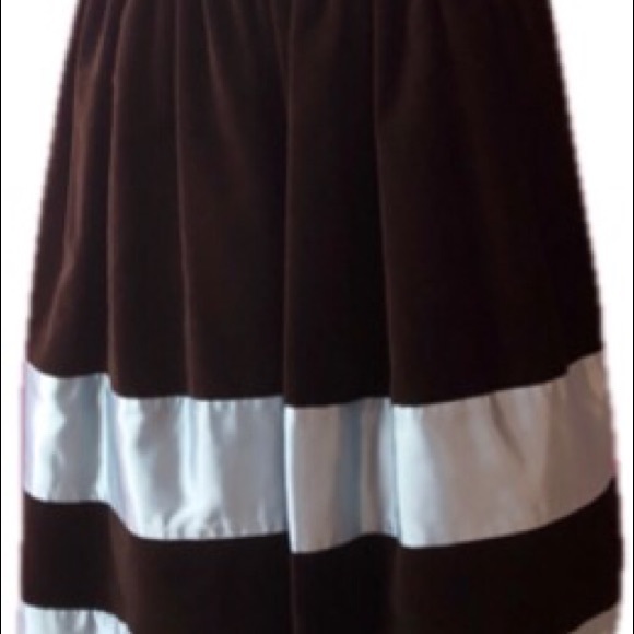 Dress - Picture 1 of 4